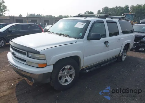 2005 Chevrolet Suburban Z71 z USA, uszkodzony, nr VIN 3GNFK16Z25G215339